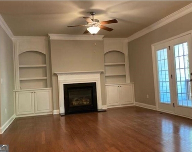 12820 Doe Drive - Photo Thumbnail 12
