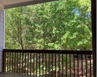12820 Doe Drive - Photo Thumbnail 3