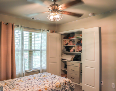 402 Mulberry Row Se - Photo Thumbnail 10