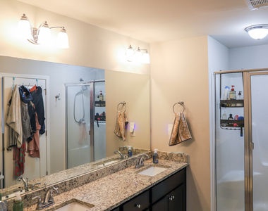 402 Mulberry Row Se - Photo Thumbnail 12