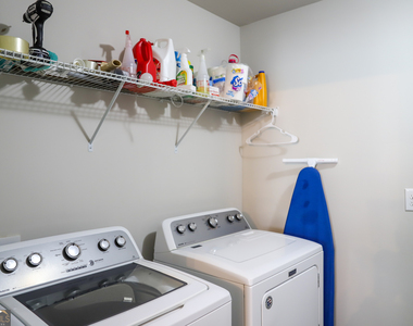 402 Mulberry Row Se - Photo Thumbnail 7
