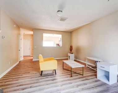 2837 Laurel Ridge Circle - Photo Thumbnail 4