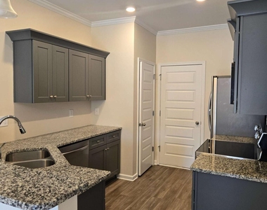 326 Melody Lane - Photo Thumbnail 4