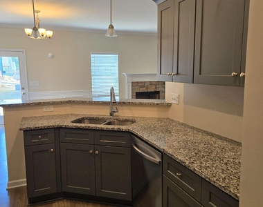 326 Melody Lane - Photo Thumbnail 5