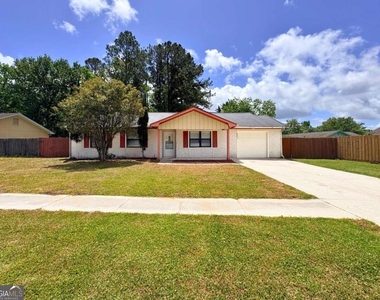 603 Plantation Village Drive - Photo Thumbnail 1