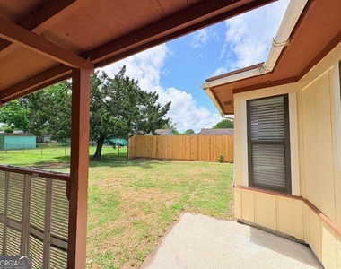 603 Plantation Village Drive - Photo Thumbnail 29