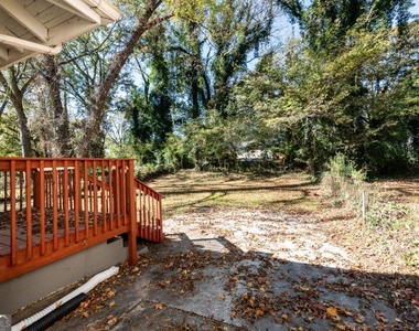 2153 Burroughs Avenue Se - Photo Thumbnail 2
