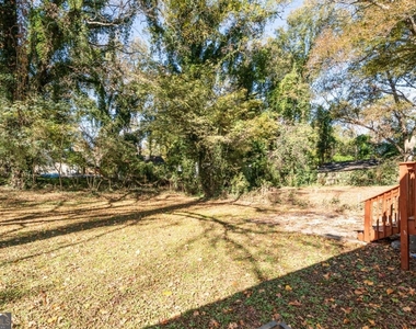 2153 Burroughs Avenue Se - Photo Thumbnail 3