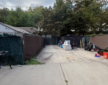6816 Avenue L - Photo Thumbnail 6