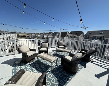 235 Sherman Avenue - Photo Thumbnail 2