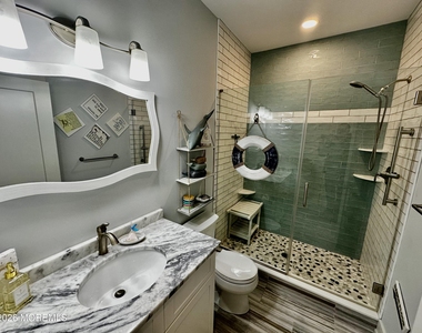 235 Sherman Avenue - Photo Thumbnail 20