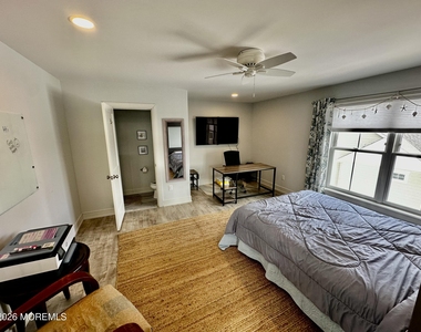 235 Sherman Avenue - Photo Thumbnail 8
