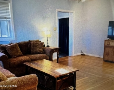 63 Marion Place - Photo Thumbnail 4