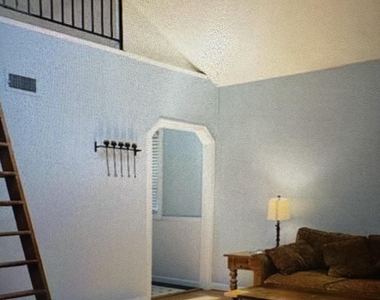 63 Marion Place - Photo Thumbnail 5