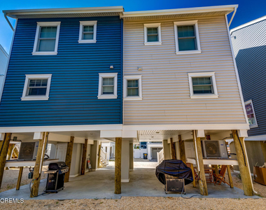 19 Cummins Street - Photo Thumbnail 4