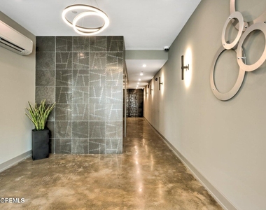 700 Bangs Avenue - Photo Thumbnail 9