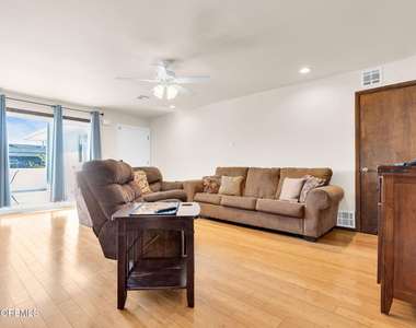 65 Grand Central Avenue - Photo Thumbnail 14