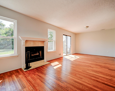 44 Mariners Cove - Photo Thumbnail 16