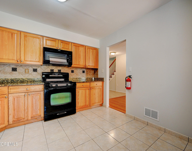 44 Mariners Cove - Photo Thumbnail 13