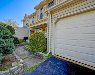 44 Mariners Cove - Photo Thumbnail 2