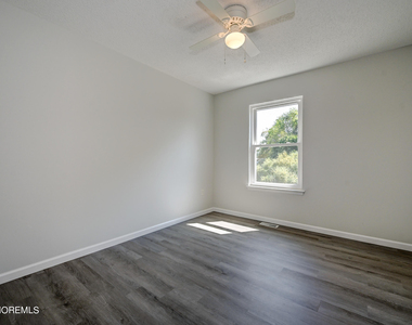 44 Mariners Cove - Photo Thumbnail 21
