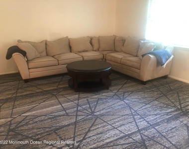 416 Brookside Avenue - Photo Thumbnail 3