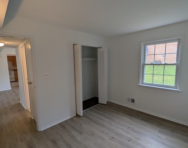 226 Sawmill Road - Photo Thumbnail 18