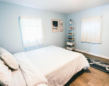 13 Decatur Avenue - Photo Thumbnail 15