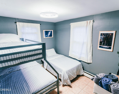 13 Decatur Avenue - Photo Thumbnail 15