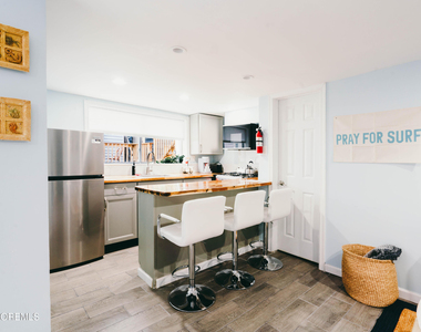 13 Decatur Avenue - Photo Thumbnail 10