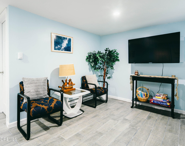 13 Decatur Avenue - Photo Thumbnail 3