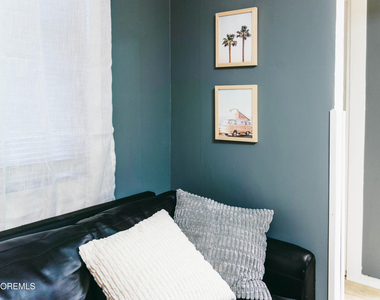 13 Decatur Avenue - Photo Thumbnail 10