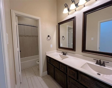2824 Country Church Road - Photo Thumbnail 32
