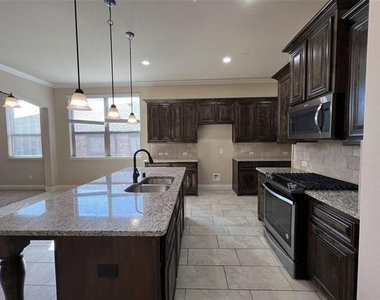 2824 Country Church Road - Photo Thumbnail 13