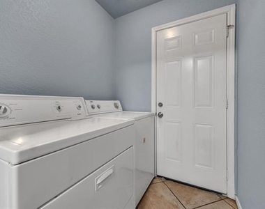 3151 Karen Street - Photo Thumbnail 13