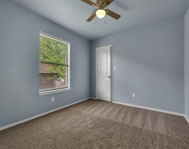 3151 Karen Street - Photo Thumbnail 9