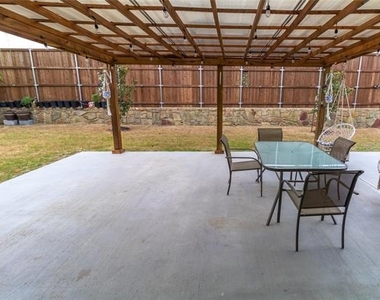 9785 Hickory Hill Road - Photo Thumbnail 36