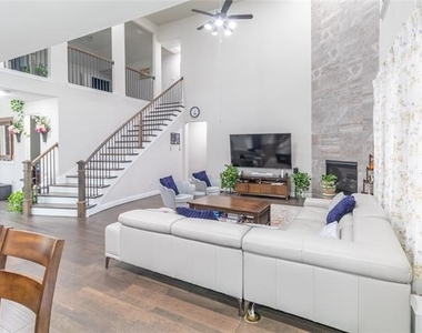 9785 Hickory Hill Road - Photo Thumbnail 17