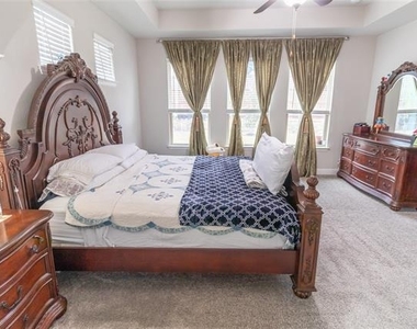 9785 Hickory Hill Road - Photo Thumbnail 27