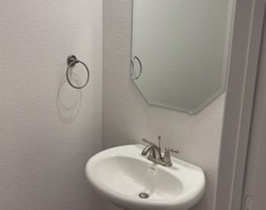 2417 Blackwell Street - Photo Thumbnail 19