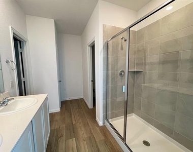 3305 Tulip Poplar Trail - Photo Thumbnail 23