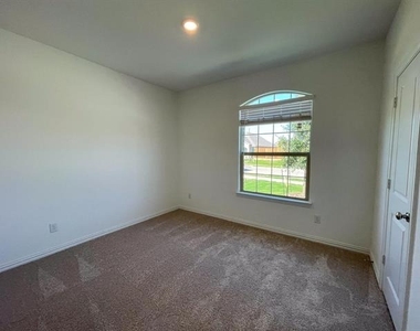 3305 Tulip Poplar Trail - Photo Thumbnail 8