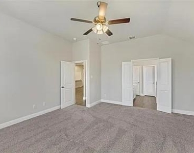 429 Charlie Court - Photo Thumbnail 18