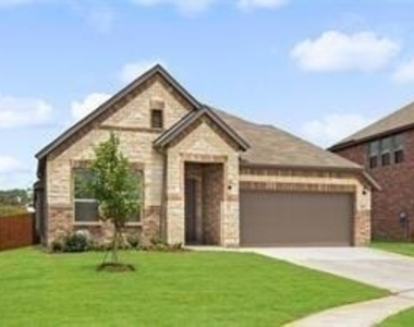 429 Charlie Court - Photo Thumbnail 1