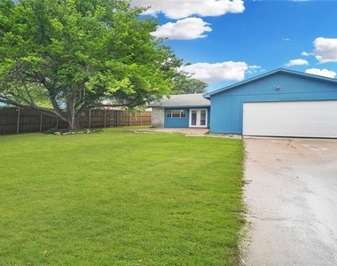 5161 Bartlett Drive - Photo Thumbnail 23