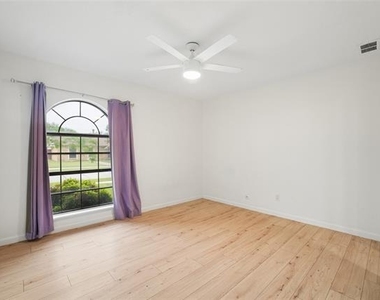 5161 Bartlett Drive - Photo Thumbnail 18