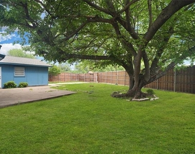 5161 Bartlett Drive - Photo Thumbnail 22