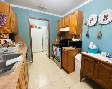 504 Wilson Road - Photo Thumbnail 10