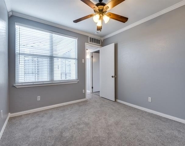 4646 Carr Street - Photo Thumbnail 21