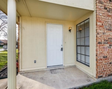 4646 Carr Street - Photo Thumbnail 3